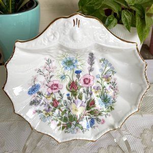 Vintage Aynsley, John Wild Tudor Shell Shaped 8” Trinket Dish